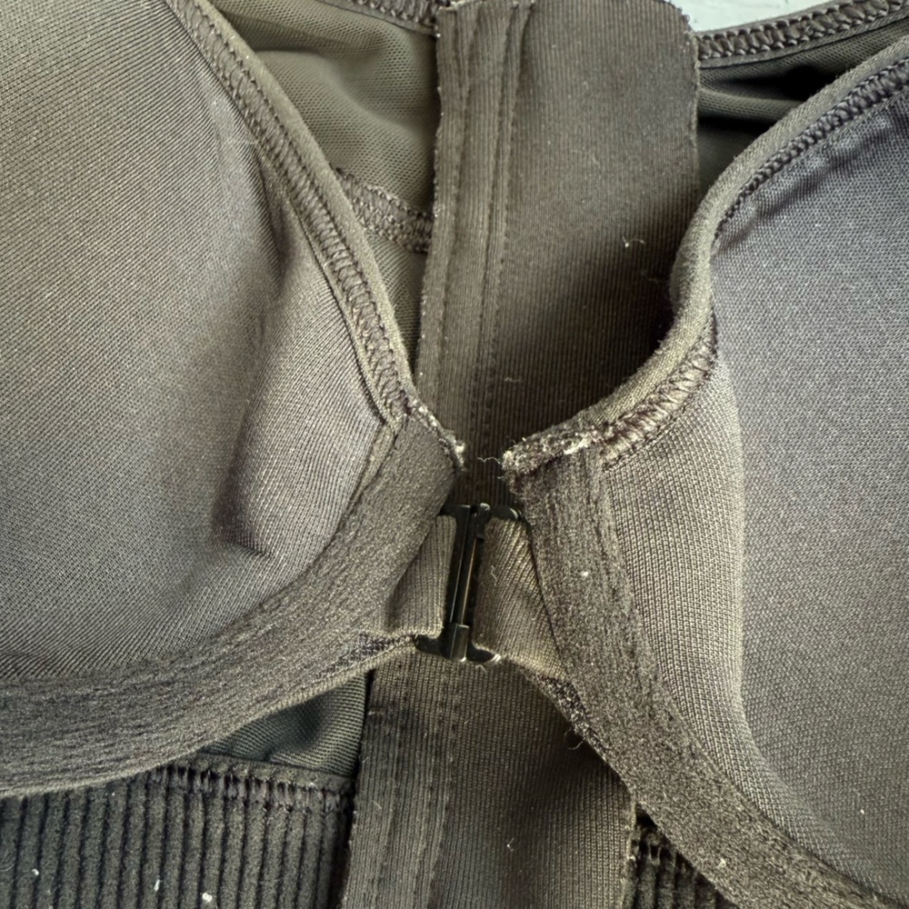 VSX Victorias Secret Sport Black Zip Women's Sports Bra 32B - Picture 4 of 6